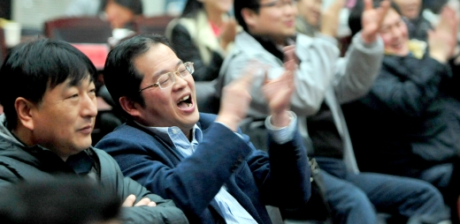 李娜完胜齐布尔科娃 首次获得<em>澳网女单冠军</em> - 